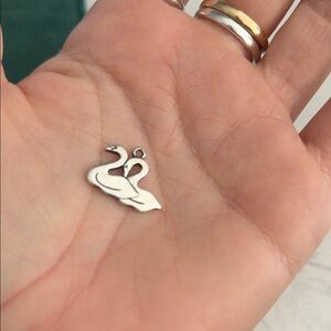 Retired James Avery Elegant Silver Swan charm
